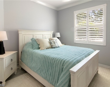7515 Stoneybrook Drive - Photo Thumbnail 16