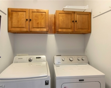 7515 Stoneybrook Drive - Photo Thumbnail 20