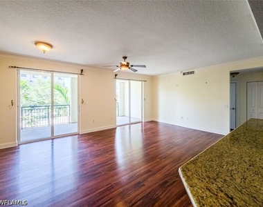 1312 Renaissance Way - Photo Thumbnail 5