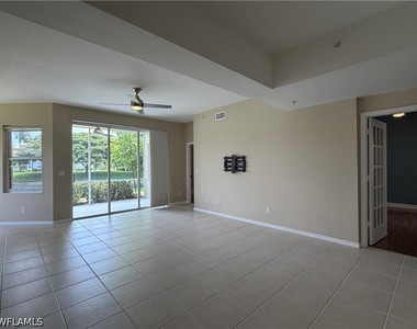 359 Dover Place - Photo Thumbnail 2