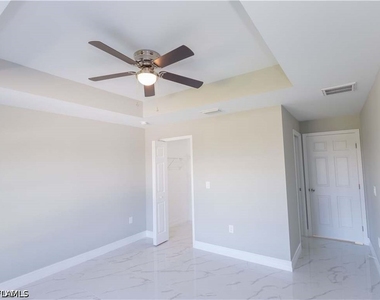 2644 Gretchen Avenue S - Photo Thumbnail 5