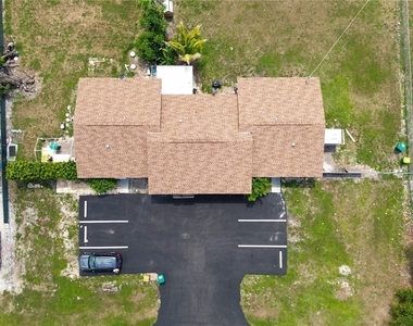 1940 48th Street Sw - Photo Thumbnail 10