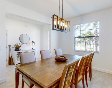 18302 Ridgeline Drive - Photo Thumbnail 8