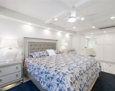 4001 Gulf Shore Boulevard N - Photo Thumbnail 23