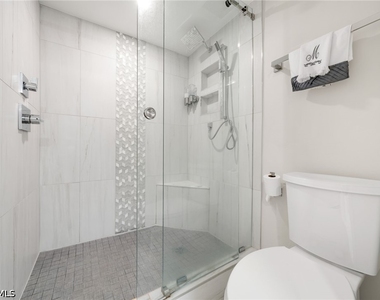 4001 Gulf Shore Boulevard N - Photo Thumbnail 22