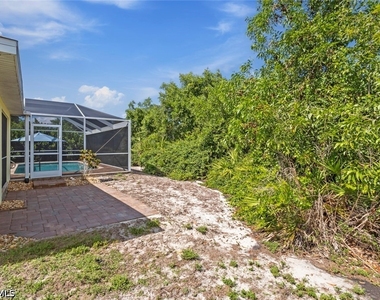 11693 Oakland Drive - Photo Thumbnail 23
