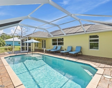 11693 Oakland Drive - Photo Thumbnail 20