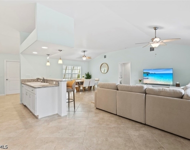 11693 Oakland Drive - Photo Thumbnail 10