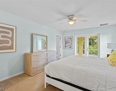 11693 Oakland Drive - Photo Thumbnail 13