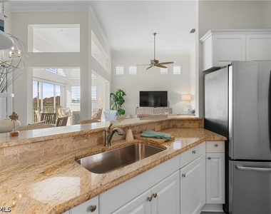 1540 Clermont Drive - Photo Thumbnail 8