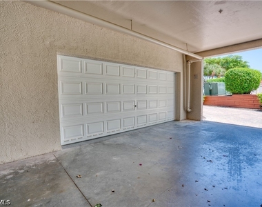 1540 Clermont Drive - Photo Thumbnail 25