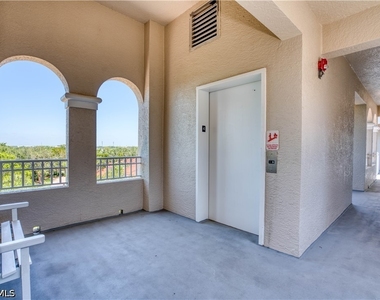1540 Clermont Drive - Photo Thumbnail 24