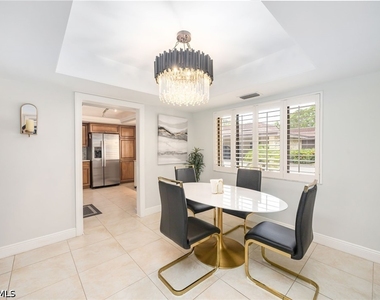 413 Augusta Boulevard - Photo Thumbnail 14