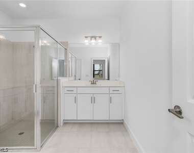 18324 Ridgeline Drive - Photo Thumbnail 19