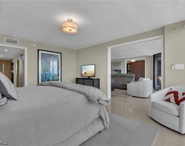 4751 Gulf Shore Boulevard N - Photo Thumbnail 10