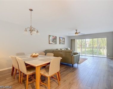 3685 Amberly Cir - Photo Thumbnail 13