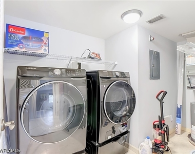 3685 Amberly Cir - Photo Thumbnail 31