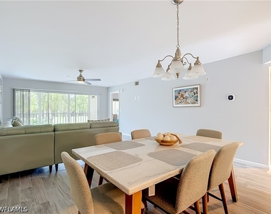 3685 Amberly Cir - Photo Thumbnail 14