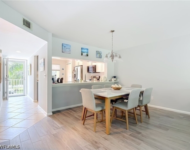 3685 Amberly Cir - Photo Thumbnail 15