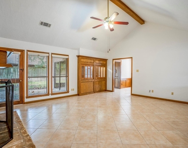 38 Devonshire Drive - Photo Thumbnail 9