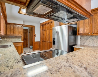 38 Devonshire Drive - Photo Thumbnail 20