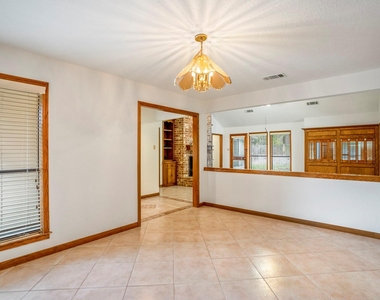 38 Devonshire Drive - Photo Thumbnail 14