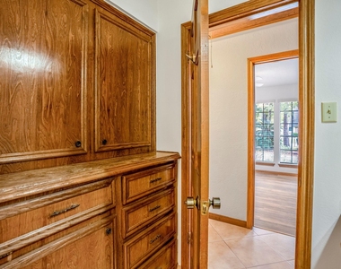 38 Devonshire Drive - Photo Thumbnail 32