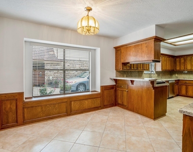 38 Devonshire Drive - Photo Thumbnail 21