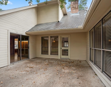 38 Devonshire Drive - Photo Thumbnail 43