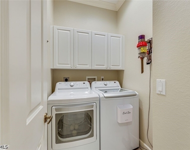 14734 Glen Eden Drive - Photo Thumbnail 20