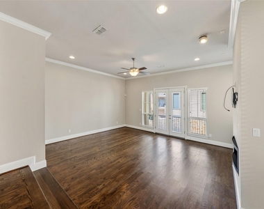 6005 Kansas Street - Photo Thumbnail 29