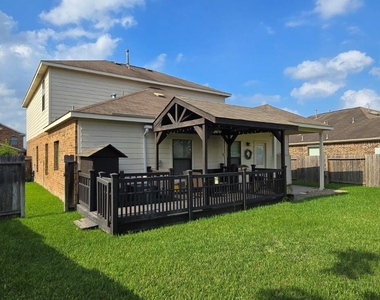 10111 Bitternut Hickory Lane - Photo Thumbnail 2