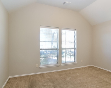 2703 Facet Creek Drive - Photo Thumbnail 9
