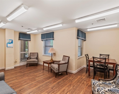 1360 E Alcy Road - Photo Thumbnail 4