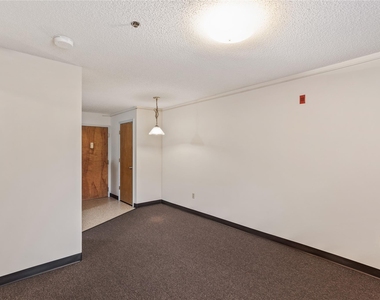 1360 E Alcy Road - Photo Thumbnail 9