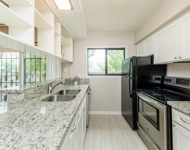 3809 N Braeswood Boulevard - Photo Thumbnail 8