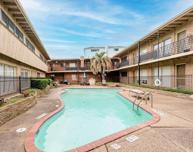 3809 N Braeswood Boulevard - Photo Thumbnail 23