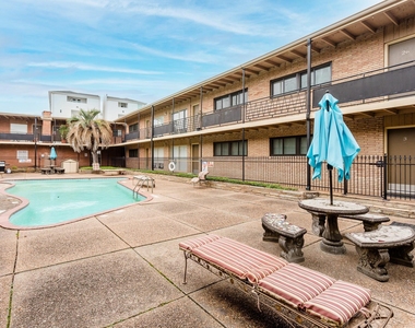 3809 N Braeswood Boulevard - Photo Thumbnail 22