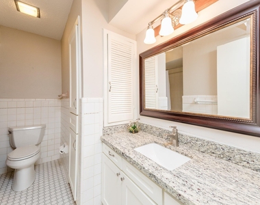 3809 N Braeswood Boulevard - Photo Thumbnail 15