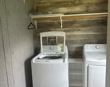 21509 W Hammond Drive - Photo Thumbnail 4