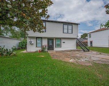 2516 Craigmont Street - Photo Thumbnail 15