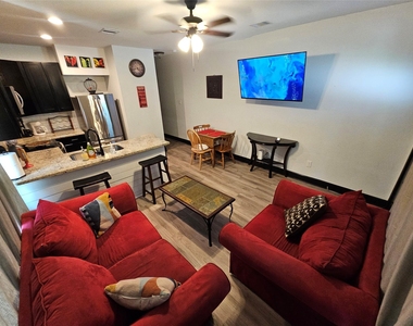 6706 Avenue C - Photo Thumbnail 3