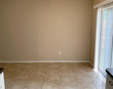 2334 Marble Falls Drive - Photo Thumbnail 9