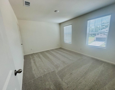 9445 Beryl Lane - Photo Thumbnail 10