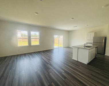 9445 Beryl Lane - Photo Thumbnail 5