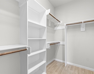 9811 Camellia Gardens Drive - Photo Thumbnail 9