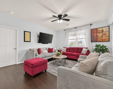 16123 Ducktail Lane - Photo Thumbnail 11