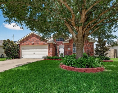 16123 Ducktail Lane - Photo Thumbnail 2