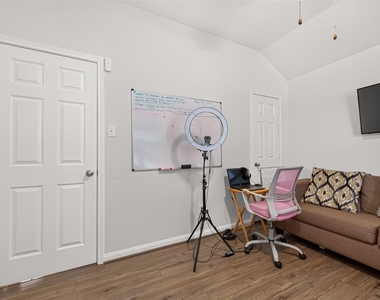 16123 Ducktail Lane - Photo Thumbnail 26