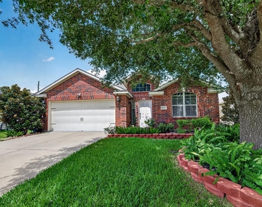 16123 Ducktail Lane - Photo Thumbnail 3